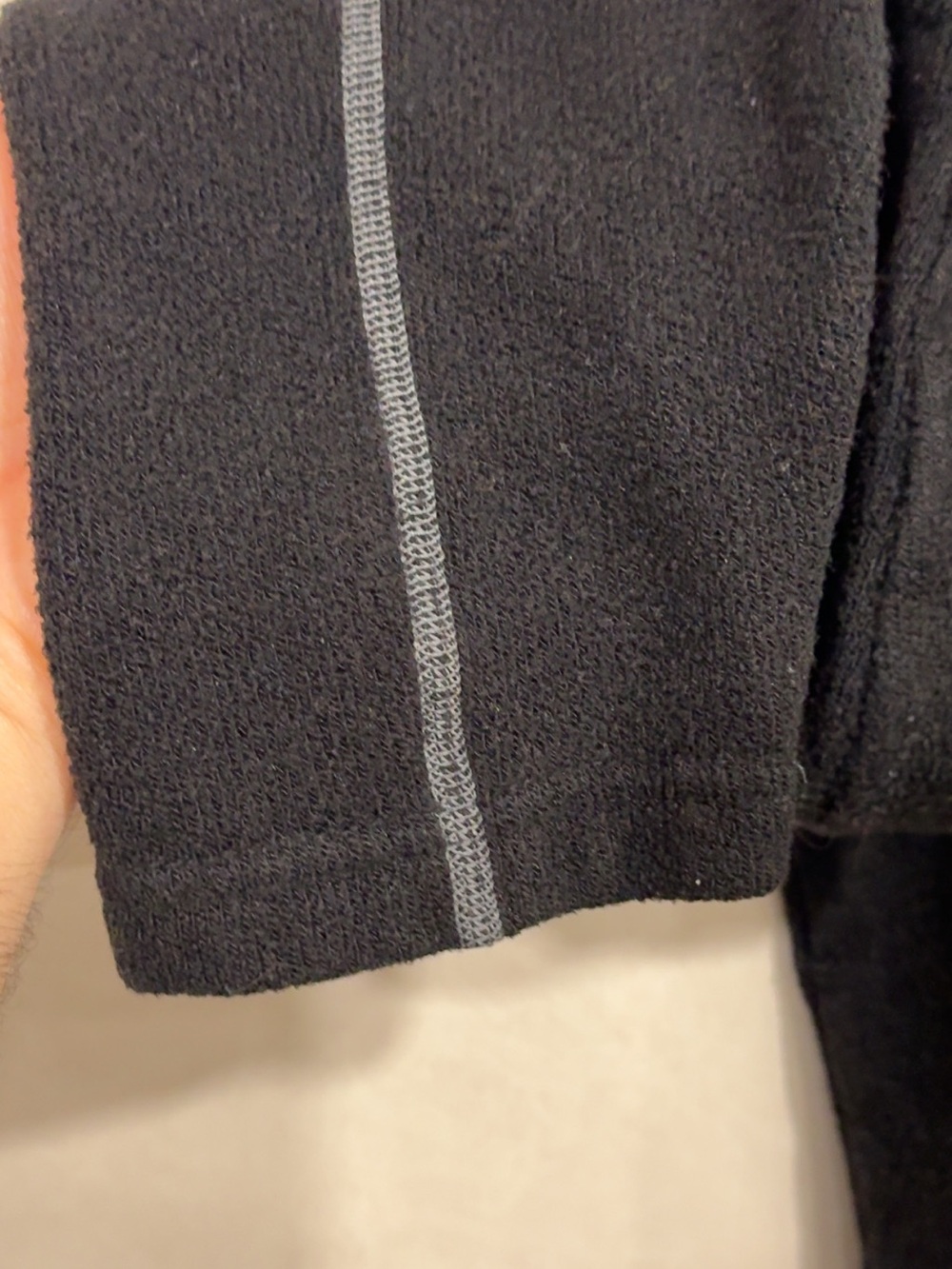 [EUC] KUHL Black Long Sleeve 1/4-Zip Fleece Pullover Jacket - Men's Size Large - Picture 8 of 16